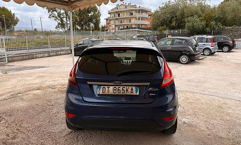 Ford Fiesta 1.2 82 C...