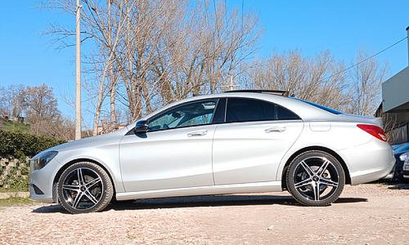 Mercedes-Benz Cla 18...