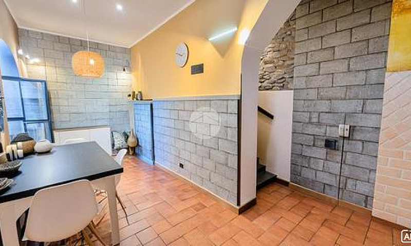 2 Locali A Viterbo...