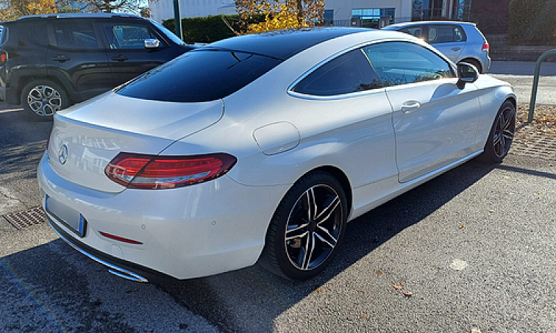 Mercedes C250D Premi...