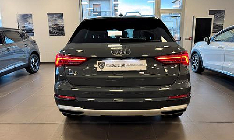 Audi Q3 35 Tdi 150Cv...