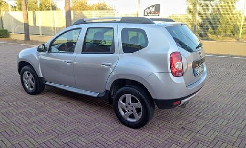 Dacia Duster 1.6 110...