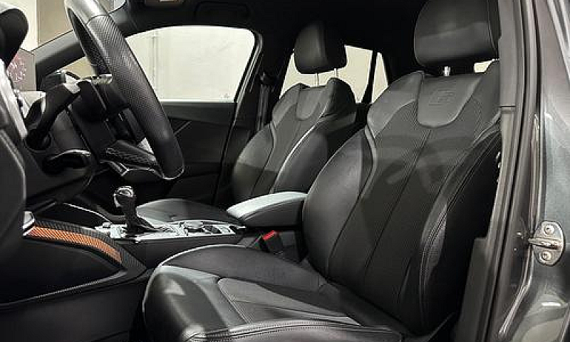 Audi Q2 S Tronic Ide...