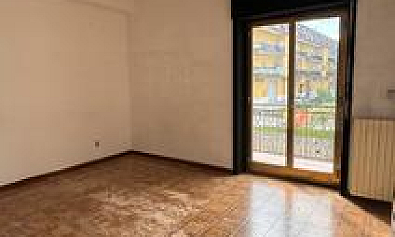 5 Locali (104M2) Da ...