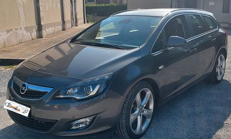Opel Astra 2.0 Cdti ...