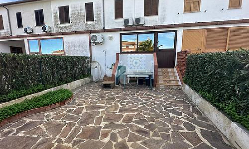 3 Locali A Cassano A...