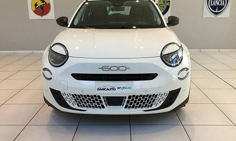Fiat 600 Hybrid 110 ...