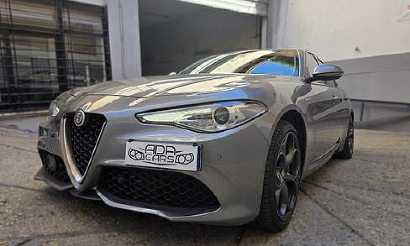Alfaromeo Giulia Vel...