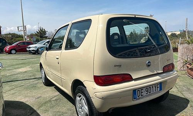Fiat 600 1.1I 40Cv...