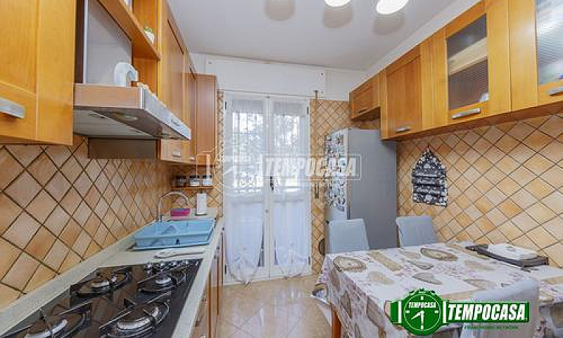 Corsico - 0223668919...