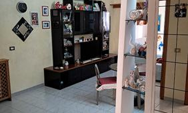 Appartamento Mq.90...