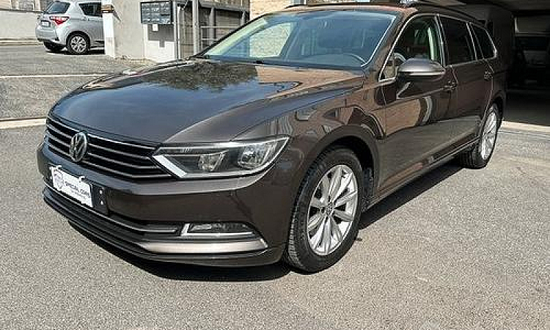 Volkswagen Passat Va...