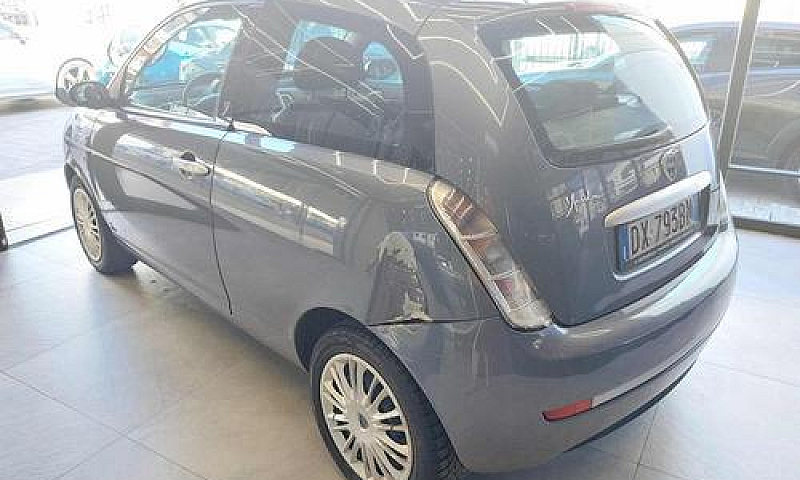 Lancia Ypsilon 1.2 O...