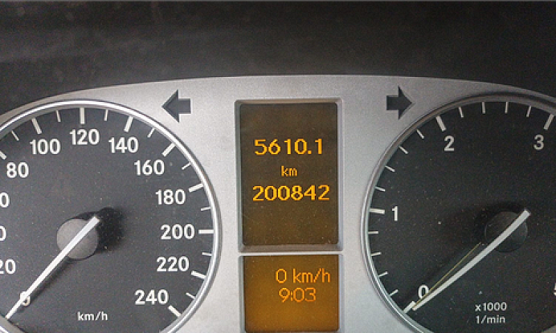 Mercedes Classe B180...