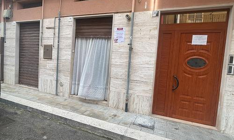 Appartamento Con Ter...