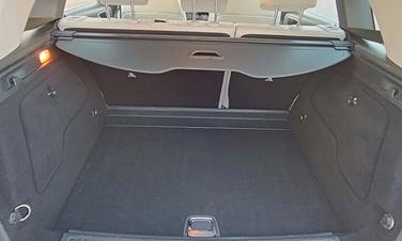 Mercedes-Benz B 180D...