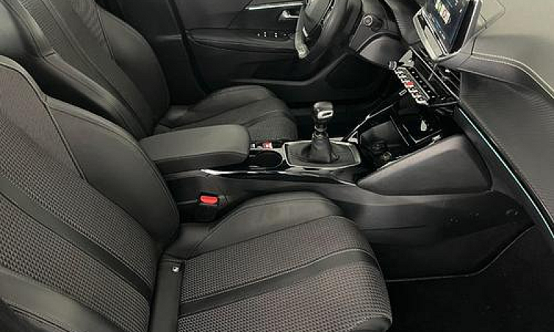 Peugeot 2008 1.2 Pur...