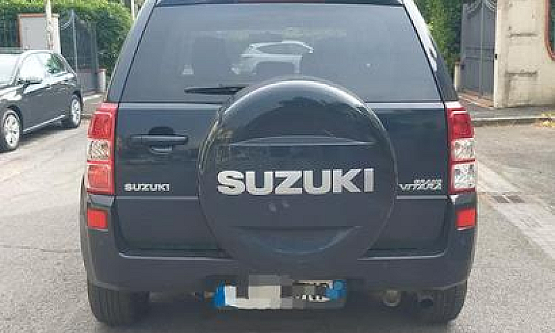 Suzuki Grand Vitara ...