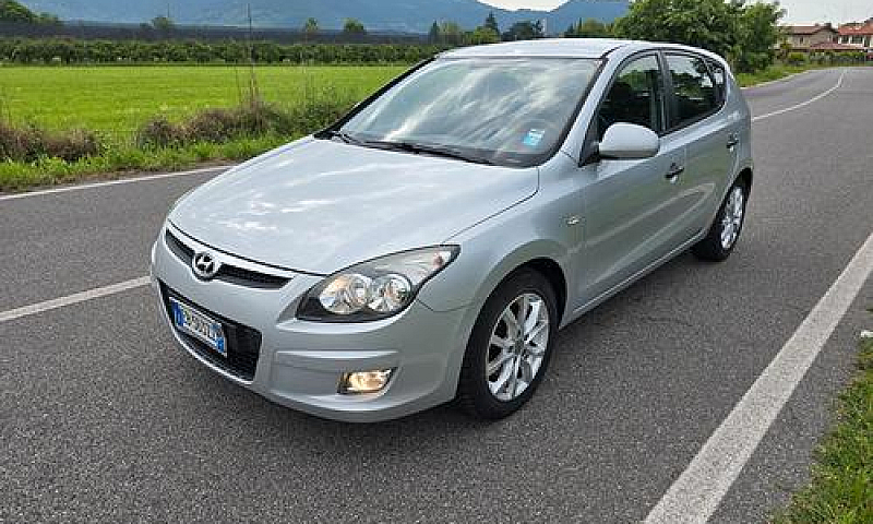 Hyundai I30 1.6 Crdi...