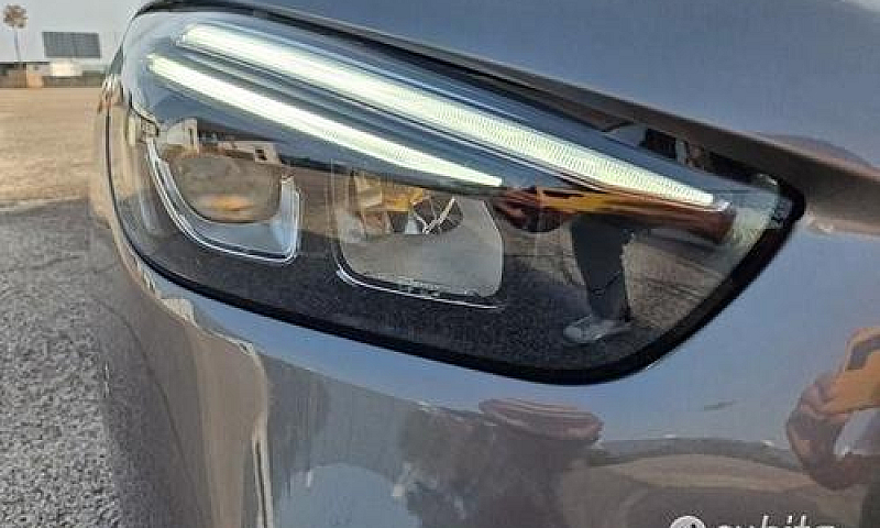 Mercedes-Benz B 180 ...