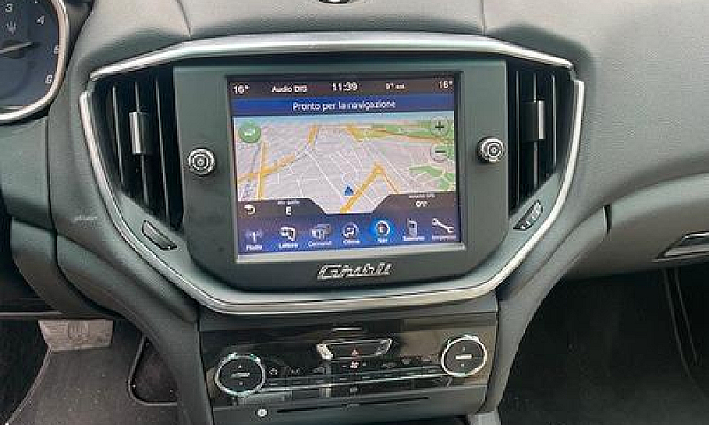 Maserati Ghibli V6 D...