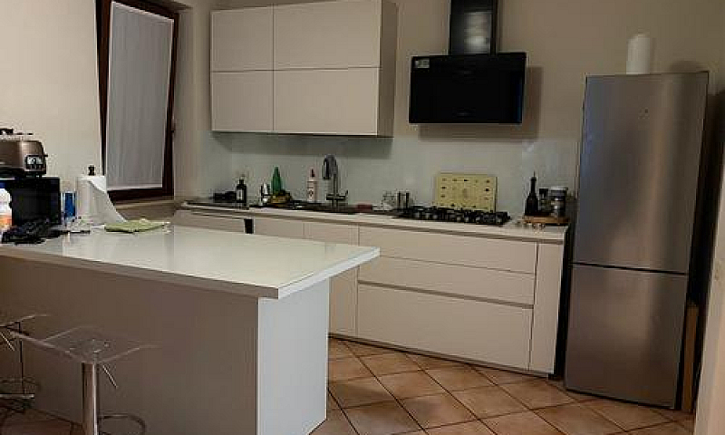 Appartamento Con Gia...