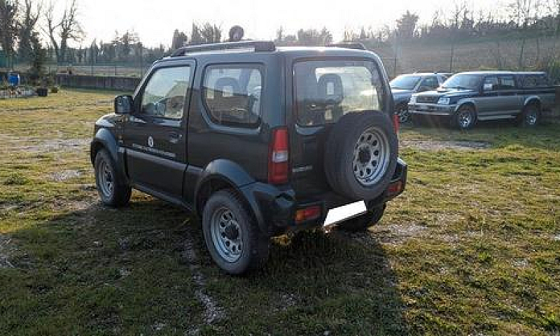 Suzuki Jimny 1.5 Ddi...