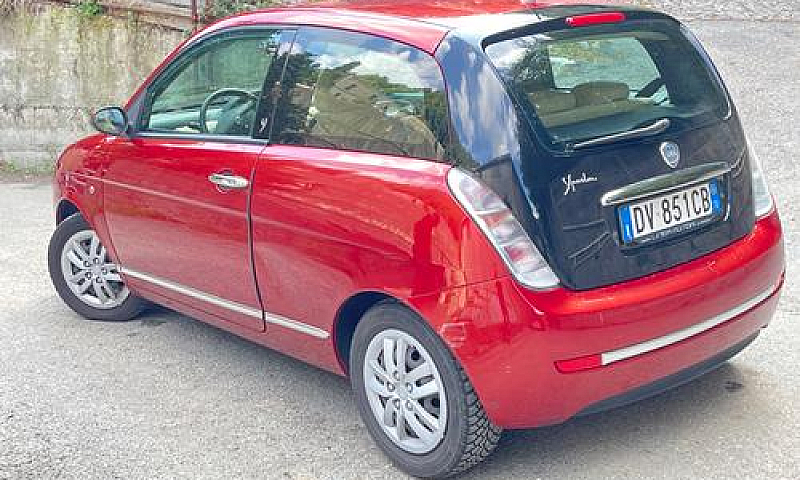 Lancia Ypsilon 1.3 M...