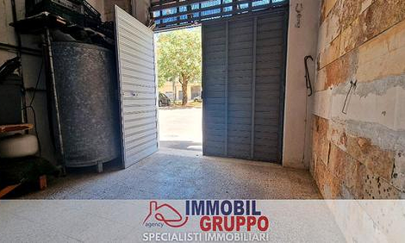 Zona Questura Appart...