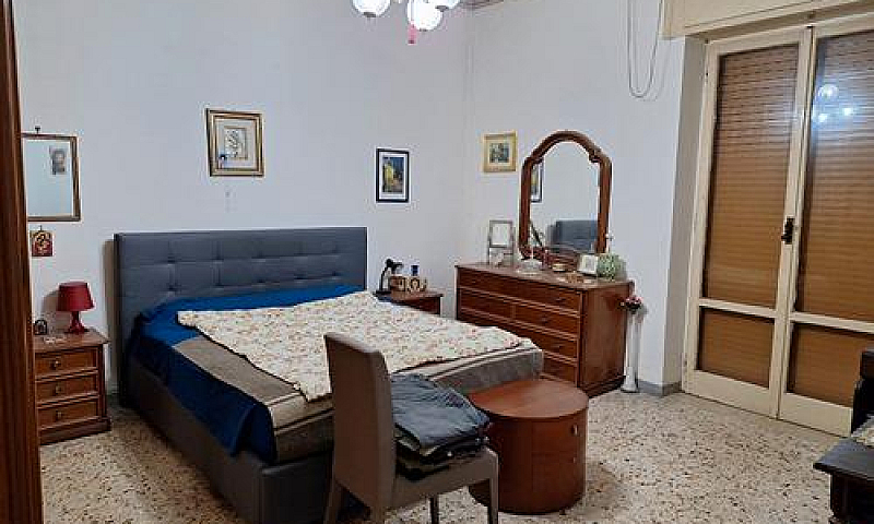 Giugliano, App-To Da...