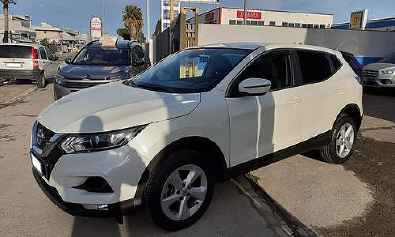 Nissan Qashqai 1.5 D...