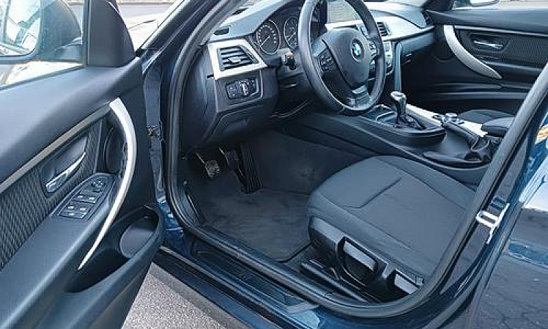 Bmw 320 320D Touring...