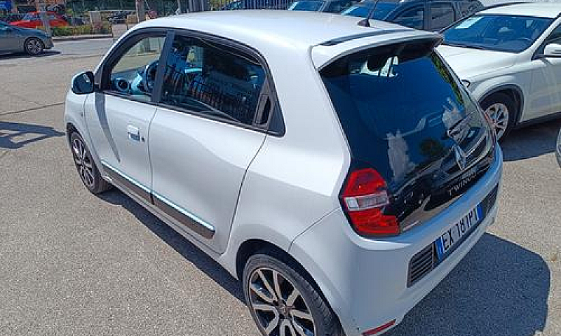 Renault Twingo 1.0 S...