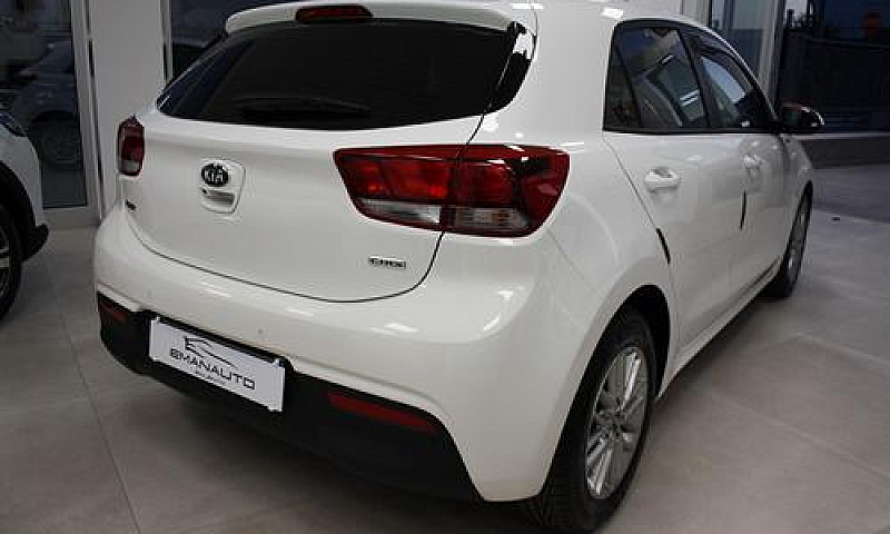 Kia Rio 1.4 Crdi 90C...