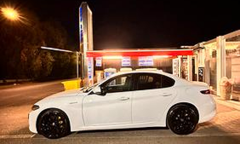Giulia Veloce...