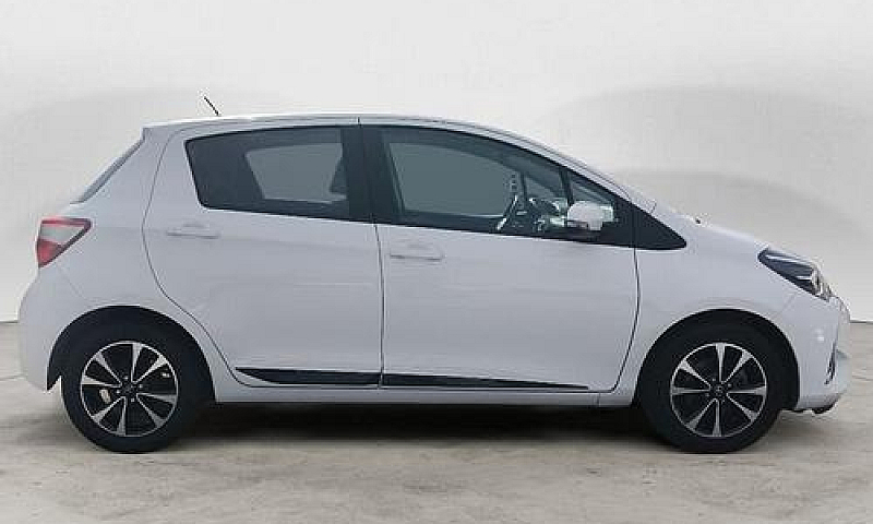 Toyota Yaris 1.0 72 ...