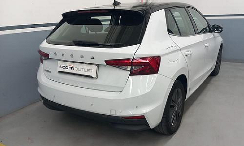 Skoda Fabia 4ª Serie...