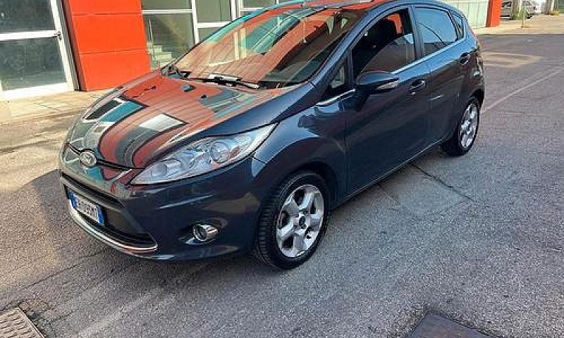 Ford Fiesta 1.2 60Cv...