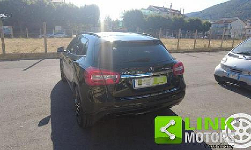 Mercedes-Benz Gla 20...