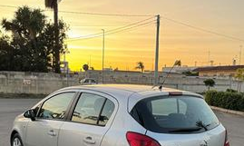 Opel Corsa 1.2 Benzi...