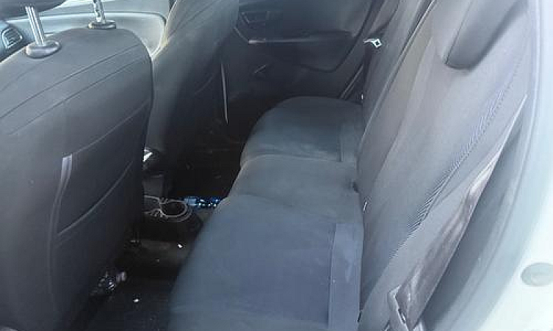 Lancia Ypsilon 1.2 6...