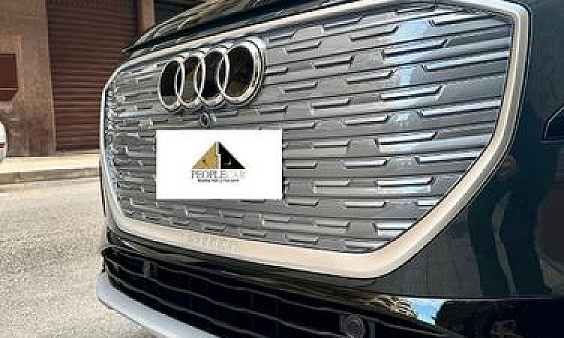 Audi Q4 35 E-Tron **...