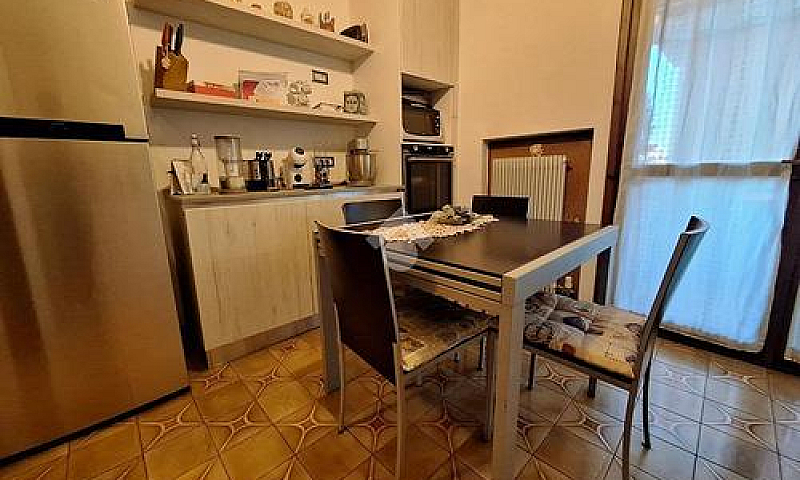 2 Locali A Coneglian...
