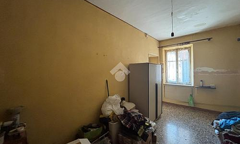 2 Locali A Chivasso...