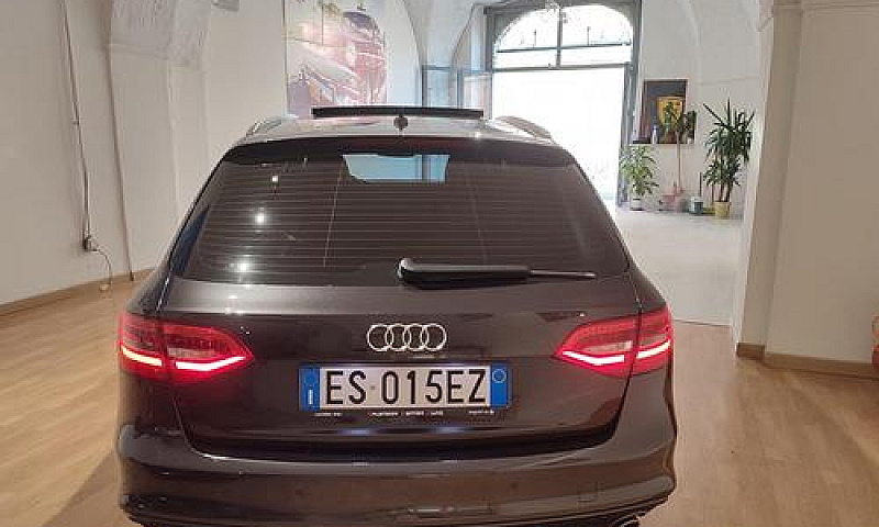 Audi A4 Avant 3.0 V6...