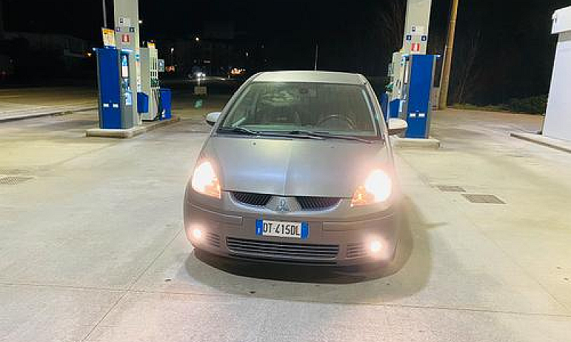 Mitsubishi Colt 1.1 ...