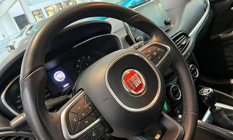 Fiat Tipo (2015-->) ...