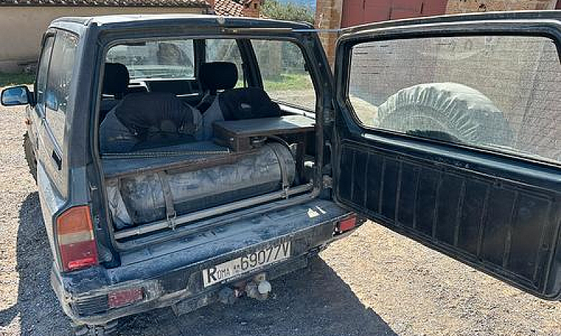 Suzuki Vitara...