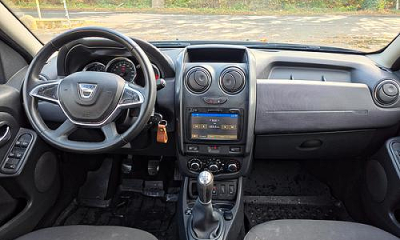 Dacia Duster 1.6 115...