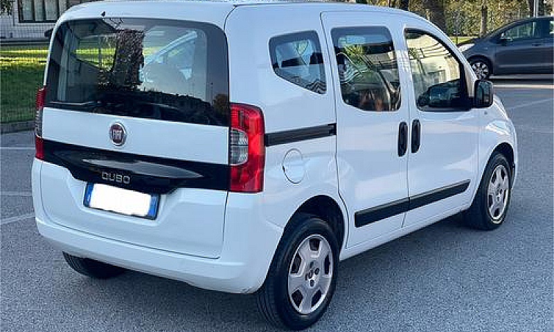 Fiat Qubo 1.3 Mjt 80...
